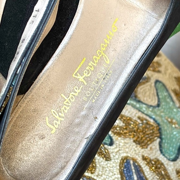 Salvatore Ferragamo Black Suede Leather Loafers Slip On Shoes Embroidered Logo - Picture 15 of 16